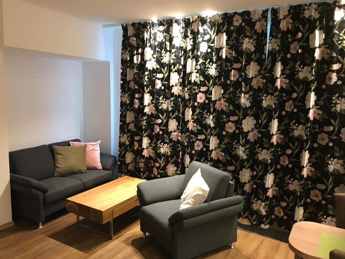 Ferienapartment: An Der Kunstakademie Heimbach Bagian luar foto