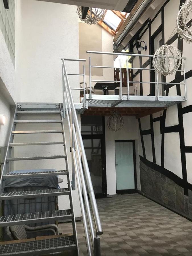 Ferienapartment: An Der Kunstakademie Heimbach Bagian luar foto