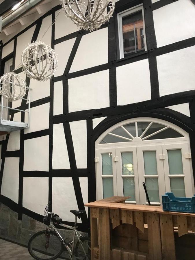 Ferienapartment: An Der Kunstakademie Heimbach Bagian luar foto