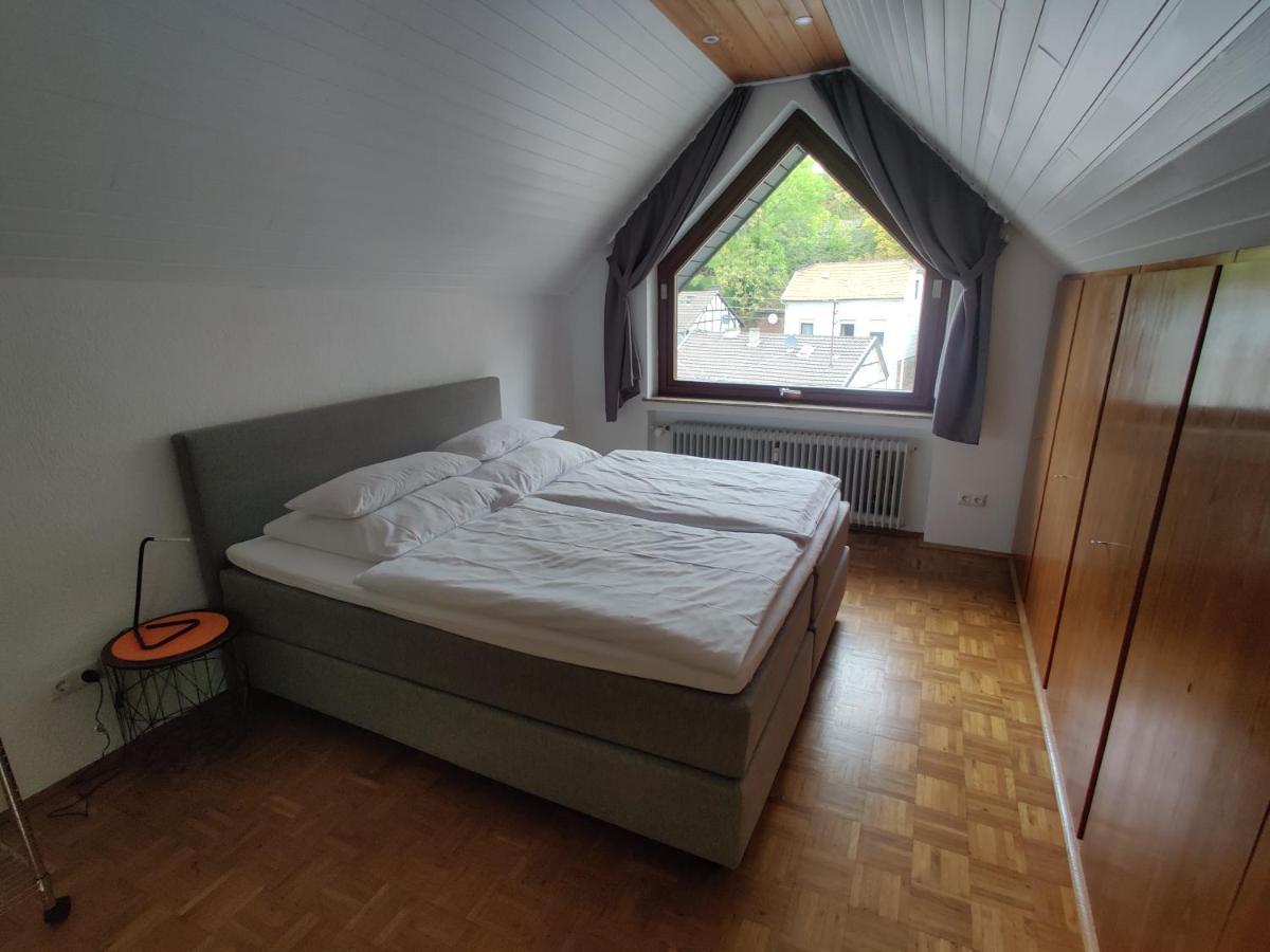 Ferienapartment: An Der Kunstakademie Heimbach Bagian luar foto