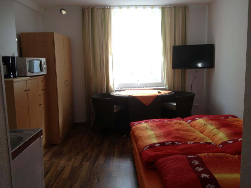 Ferienapartment: An Der Kunstakademie Heimbach Ruang foto